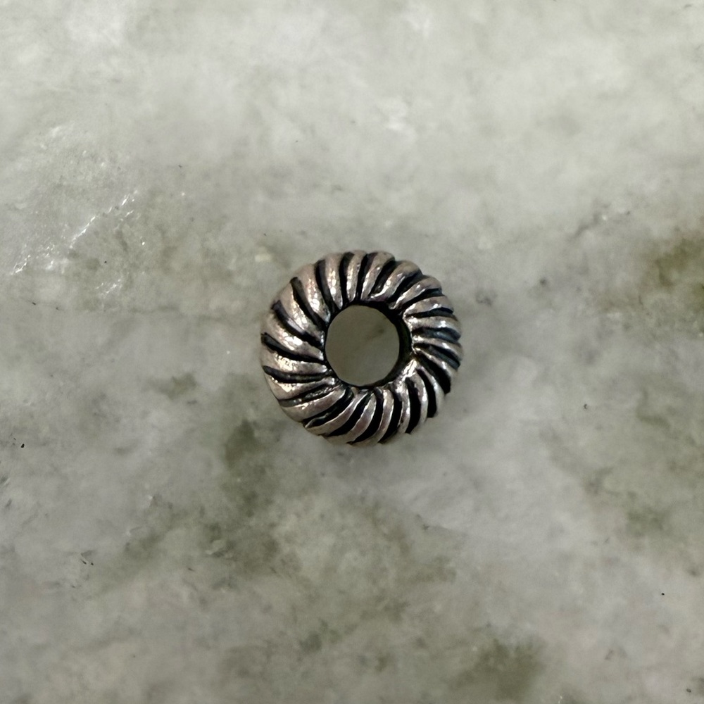 Silver Pandora Bead - Picture 2 of 2